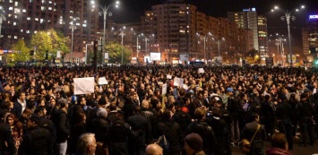 В Румынии с новой силой вспыхнули антиправительственные митинги