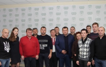 Общественные деятели Днепропетровска поддержали Бориса Филатова, подписав меморандум о сотрудничестве