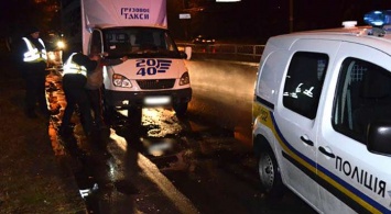 В Харькове полиция задержала таксиста, который сбил полицейского (ВИДЕО)