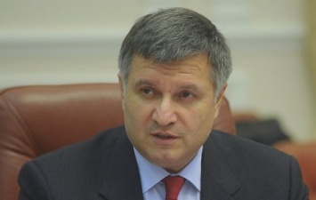 Аваков: МВД расследует подкуп избирателей в Днепропетровске на миллионы гривен