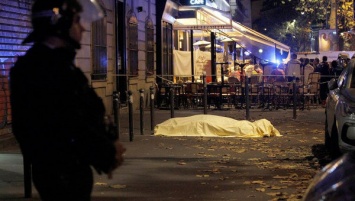 В Запорожье создадут Книгу соболезнований жертвам терактов в Париже