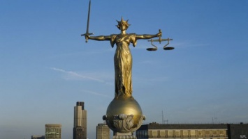 В Лондоне суд присяжных оправдал украинца, "готовившего покушение на российское посольство"