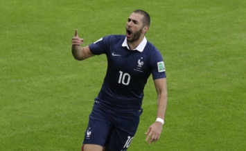 Футбол: Французы не будут отменять матч с Англией
