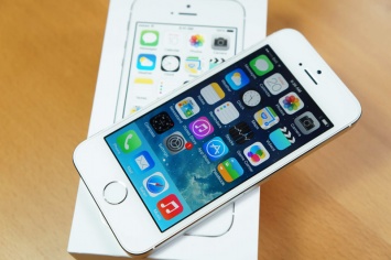 В России появились в продаже восстановленные iPhone 5s на 32 ГБ за 25 990 рублей