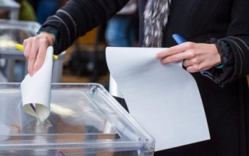 В КИУ предлагают проводить в маленьких городах и селах два тура выборов
