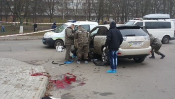 В Киеве взорвали Lexus