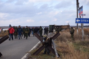 Трехсторонняя группа заявила о необходимости активизации процесса обмена пленными, - Олифер