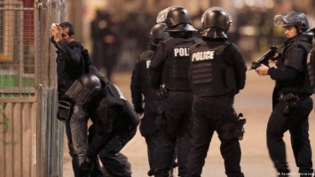 СМИ: В Париже в ходе антитеррористической операции задержано 5 человек