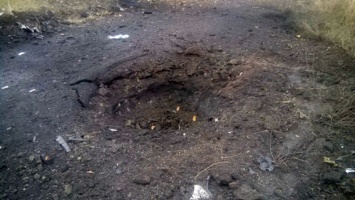 В Луганской обл. на взрывных устройствах подорвались 3 украинских военных