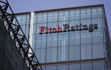 Fitch решило повысить валютный рейтинг Украины