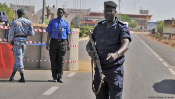 Теракт в Мали: начался штурм отеля с заложниками