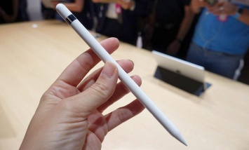 Пользователи отказываются от шариковых ручек после покупки Apple Pencil