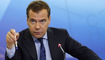 Медведев обвинил Турцию в защите «Исламского государства»