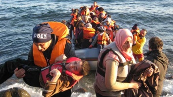Поток беженцев в Грецию резко сократился