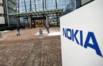 В Сеть попали фото «безрамочного» смартфона Nokia C1