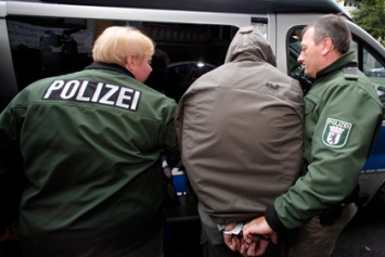 В Германии задержали продавца автоматов парижским террористам
