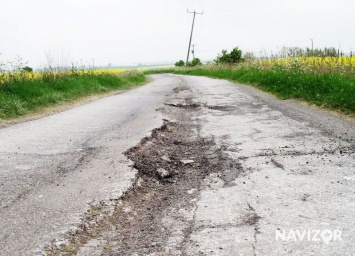 Мининфраструктуры хочет 100 млрд гривен и 10 лет для ремонта всех дорог Украины