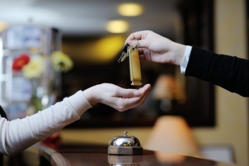 Будьте осторожны при выборе турфирмы: жительнице Первомайска пришлось дважды оплатить проживание в испанском отеле