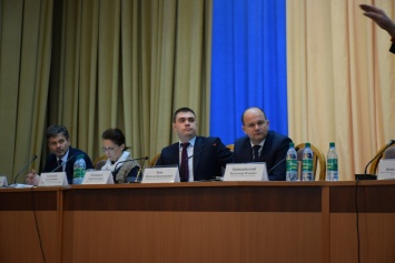В Николаевской ОГА обсудили изменения в Конституцию в части децентрализации власти