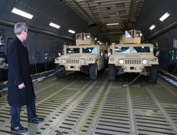 США поставляют Украине наилучшее из имеющегося военного оборудования, - Пентагон