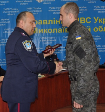 Президент наградил николаевского нацгвардейца медалью «Защитнику Отечества»
