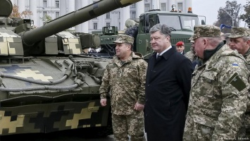 Порошенко удвоил оборонный бюджет Украины