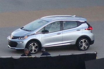 В Сети появилось фото нового электрокара Chevrolet