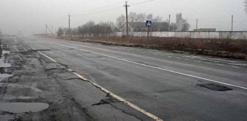 Во Львовской области двоих погибших в ДТП вырезали из Mercedes-Benz гидравлическими ножницами