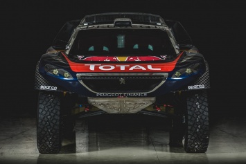 Гоночный Peugeot Dakar 2016 получил новый кузов и «костюм»
