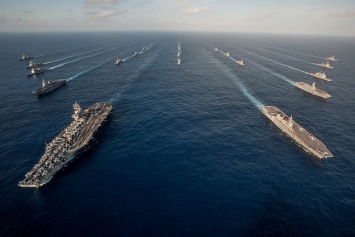 Корабельная группировка НАТО зашла в Черное море