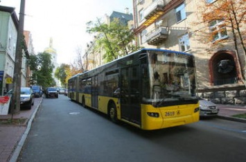 В Киеве появились тестовые маршруты общественного транспорта