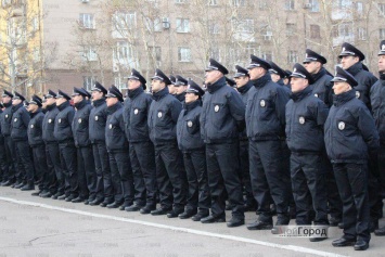 Николаев под замком: 484 патрульных полицейских приняли присягу в Николаеве