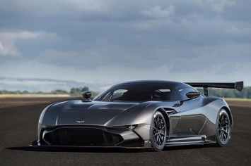Очередное видео сумасшедшего Aston Martin Vulcan