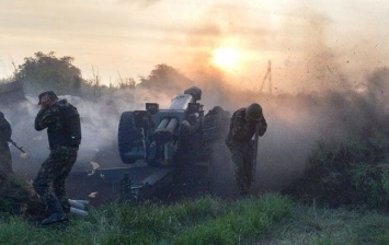 Боевики с вечера 51 раз обстреляли силы АТО