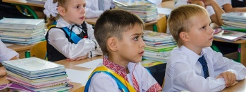 Рейтинг школ Жовтневого района Днепра: зависимость затрат от качества образования