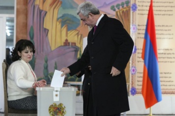 В Армении проголосовали за парламентскую республику