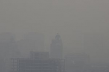 Китай: Пекин утонул в смоге