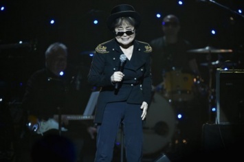 В Нью-Йорке концертом звезд отпраздновали 75-летие Джона Леннона