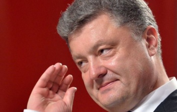 Порошенко подарил полицейским праздник