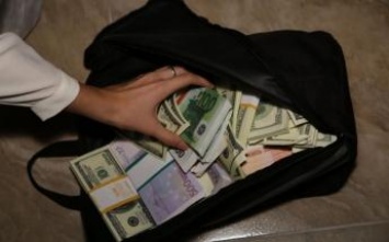 В Николаеве правоохранители разыскивают злоумышленников, ограбивших валютчика