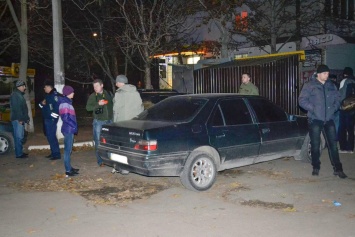 Двое из николаевских активистов, раненных под избиркомом, забрали заявления из полиции взамен на возмещение ущерба