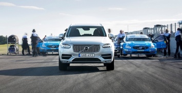 Владельцы Volvo XC90 могут заказать тюнинг-пакет Polestar