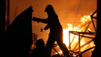 На Николаевщине спасатели ликвидировали пожар жилого дома, пострадавшая с ожогами госпитализирована