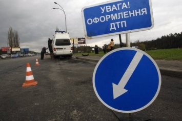 В Черкассах столкнулись ВАЗ и Skoda, два человека погибли на месте аварии