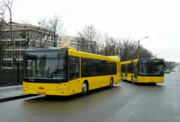 Киевские автобусы будут курсировать измененными маршрутами