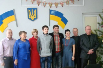 Боец АТО на Луганщине получил щедрый и неожиданный подарок (фото, видео)