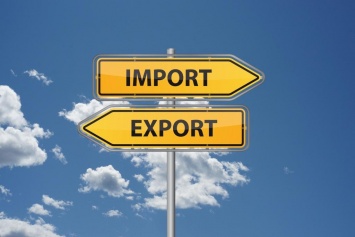 В Украине с 1 января отменяется дополнительный импортный сбор в размере 5-10%