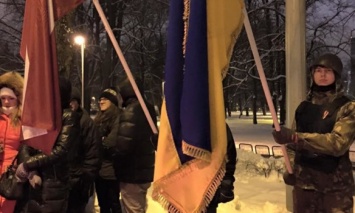 В Латвии прошла акция в знак солидарности с Украиной в борьбе против российской агрессии