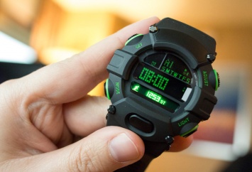 «Умные» часы Razer Nabu Watch работают до года без подзарядки