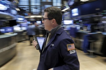 Фондовый рынок в США закрылся снижением после худшей первой недели года за всю историю